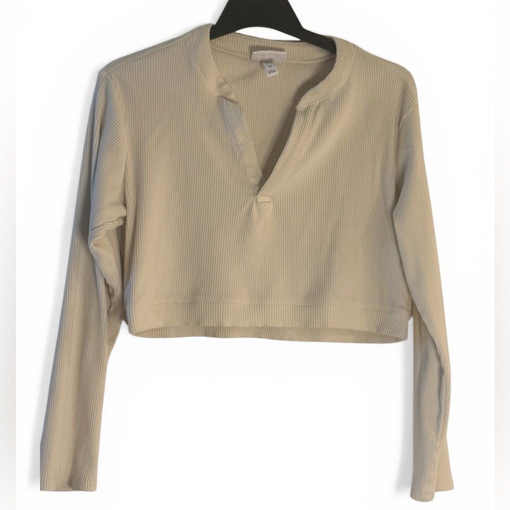 Ingrid & Isabel Ribbed Cream Cropped Pullover Top Size M